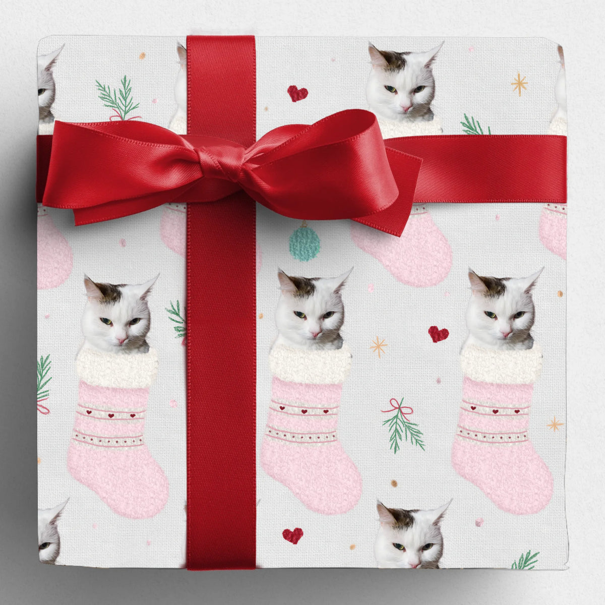 white gift mockup only (no ribbon)